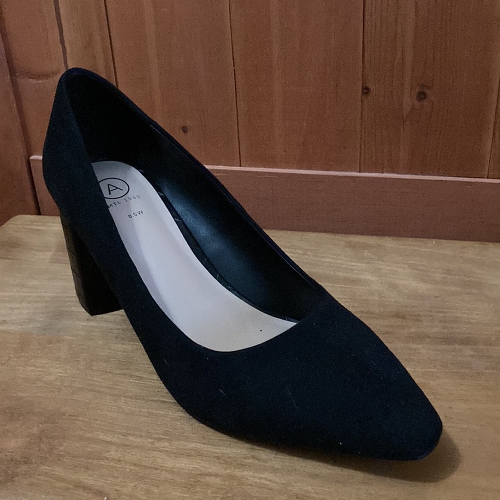 Classy black heels shoes - Picture 3 of 6